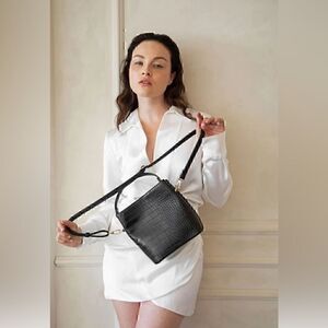 NWT AOTA Elena Bucket/Crossbody Bag